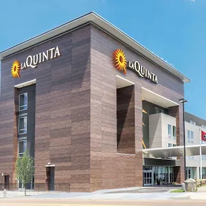 La Quinta By Wyndham Downtown Hotel