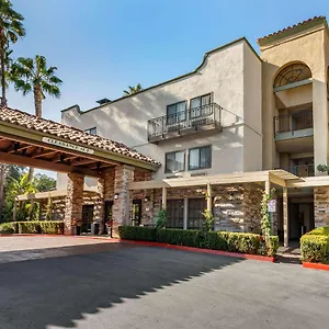 Comfort & Orange County John Wayne Airport Santa Ana
